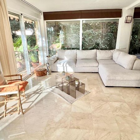 لقنت Beachside 4-Bedroom With Pool المظهر الخارجي الصورة